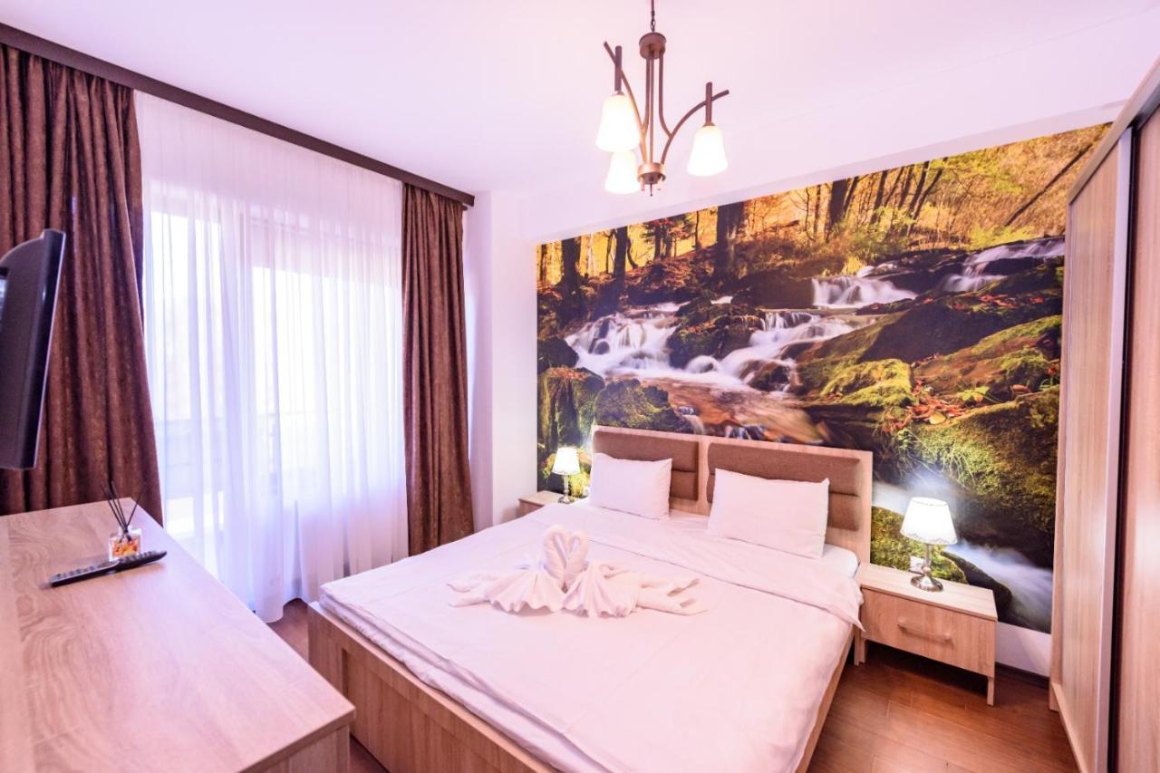 Theo Summerland Seaview Mamaia Exterior photo